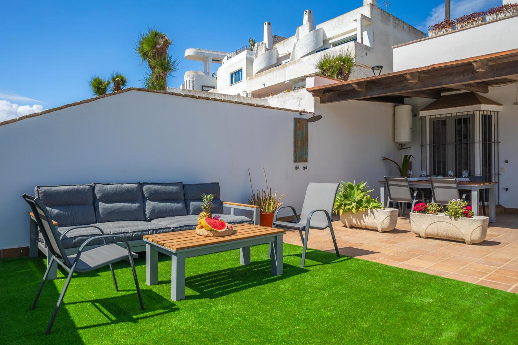 At 30m, Great Terrace, Office & Fibre Apartment